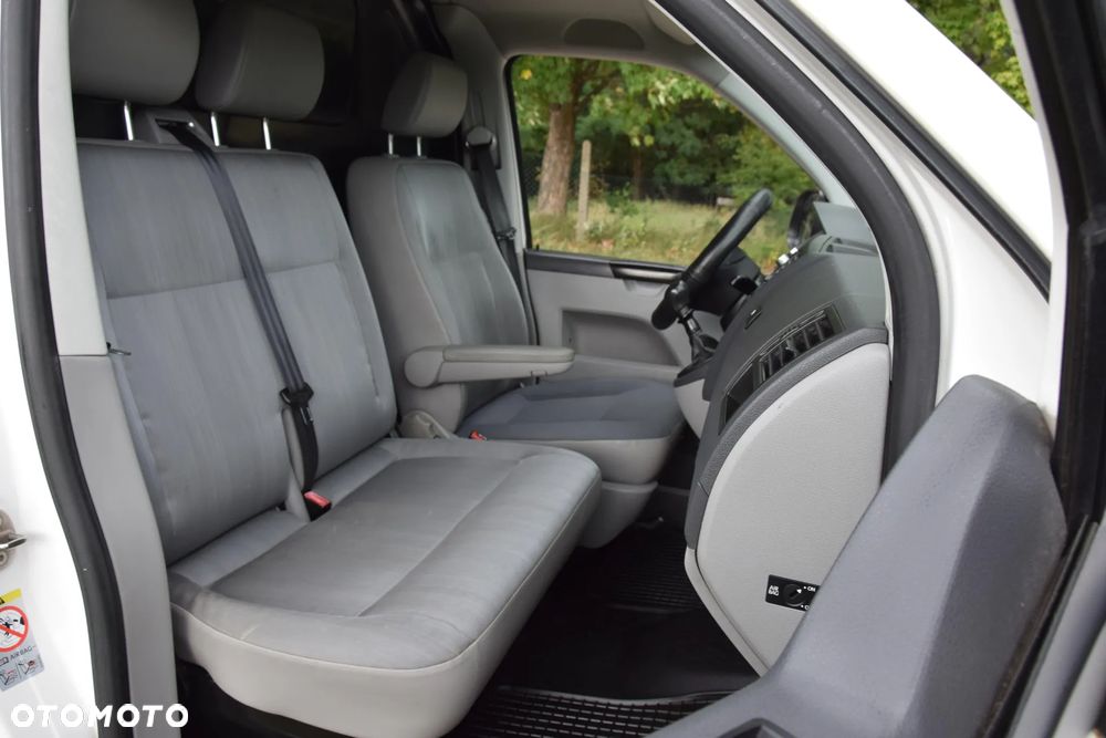 Volkswagen Transporter T5 TDI L1H2 - 10