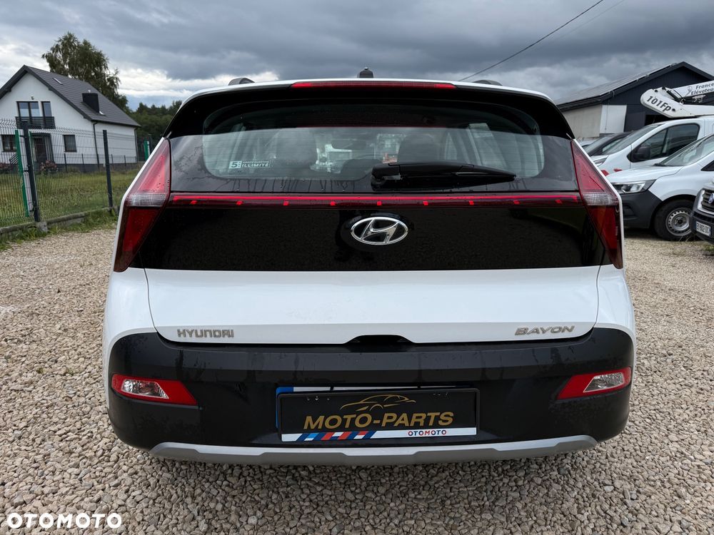 Hyundai Bayon - 2