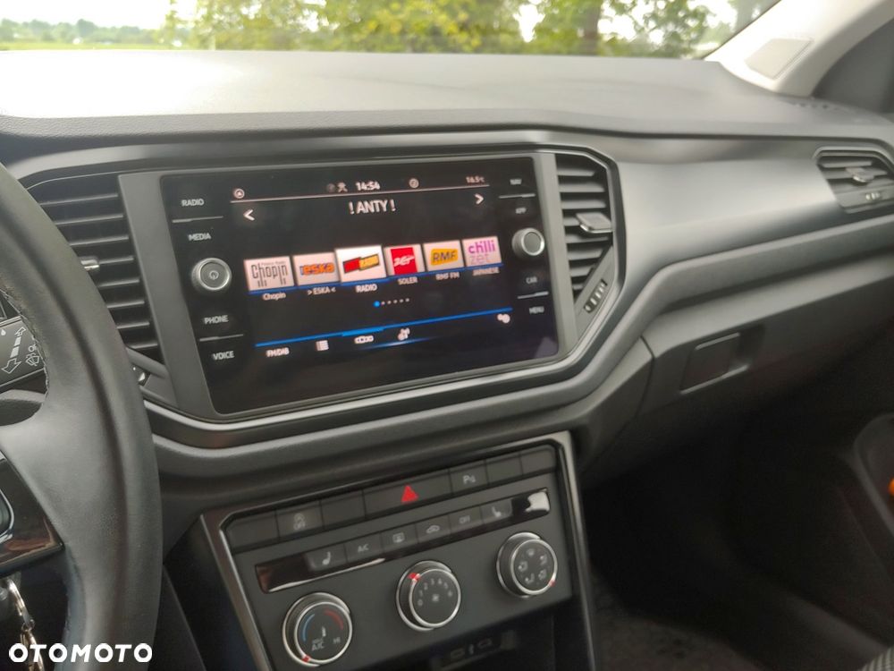 Volkswagen T-Roc - 6