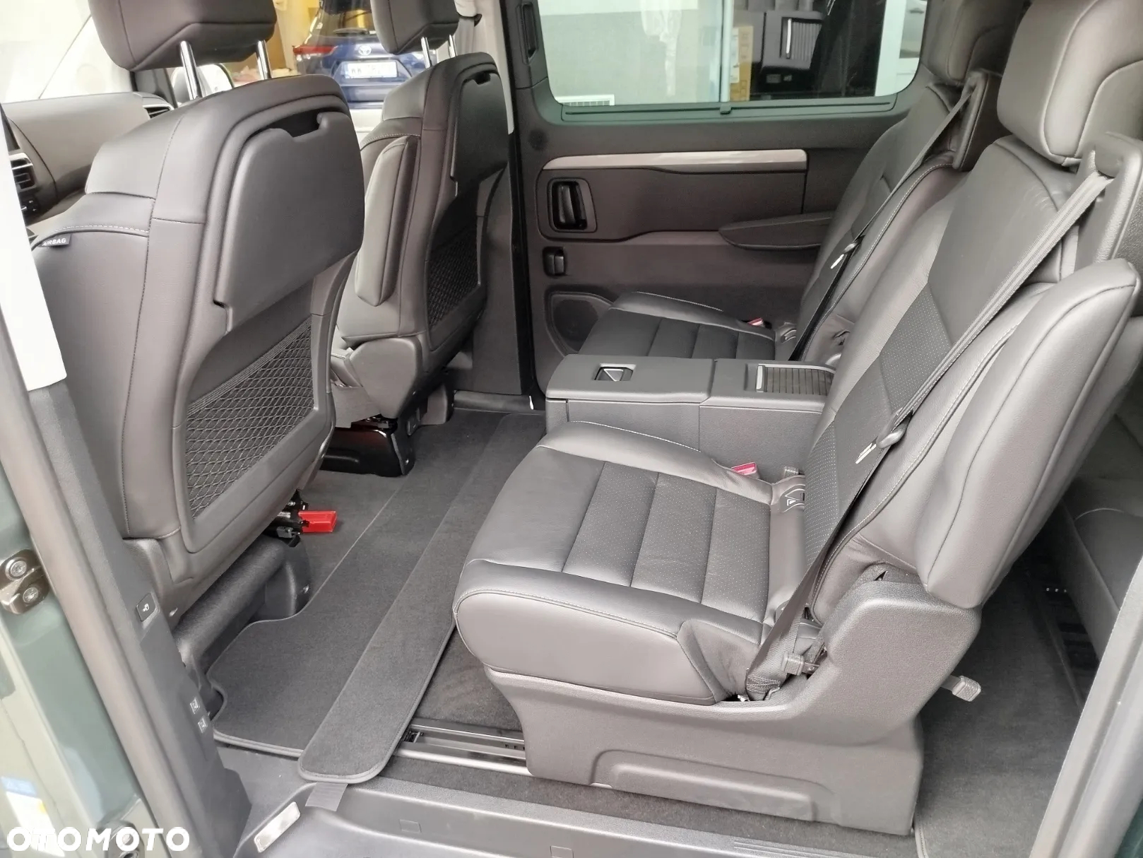 Toyota Proace Verso 2.0 D4-D Long VIP - 17