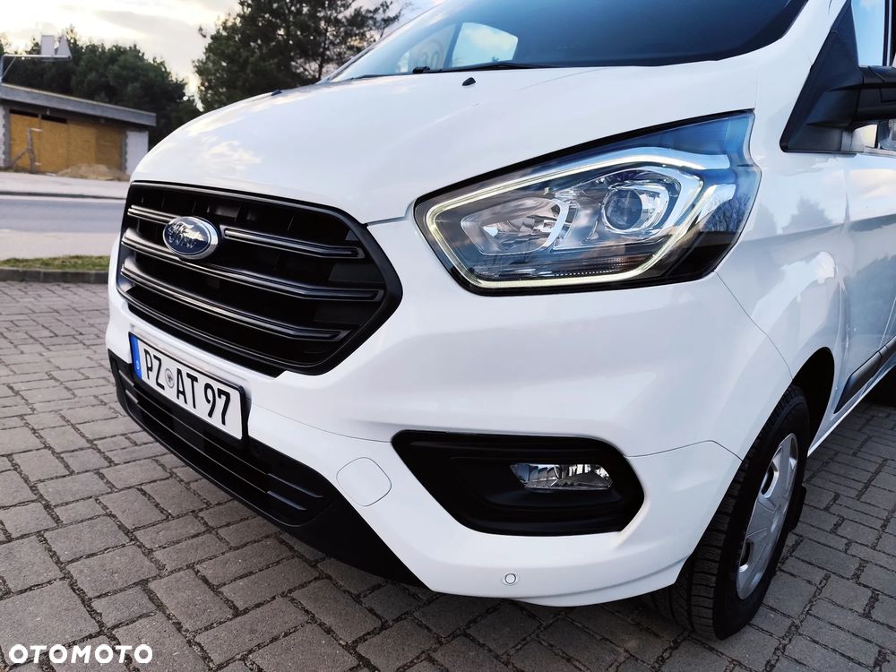 Ford Transit Custom - 11