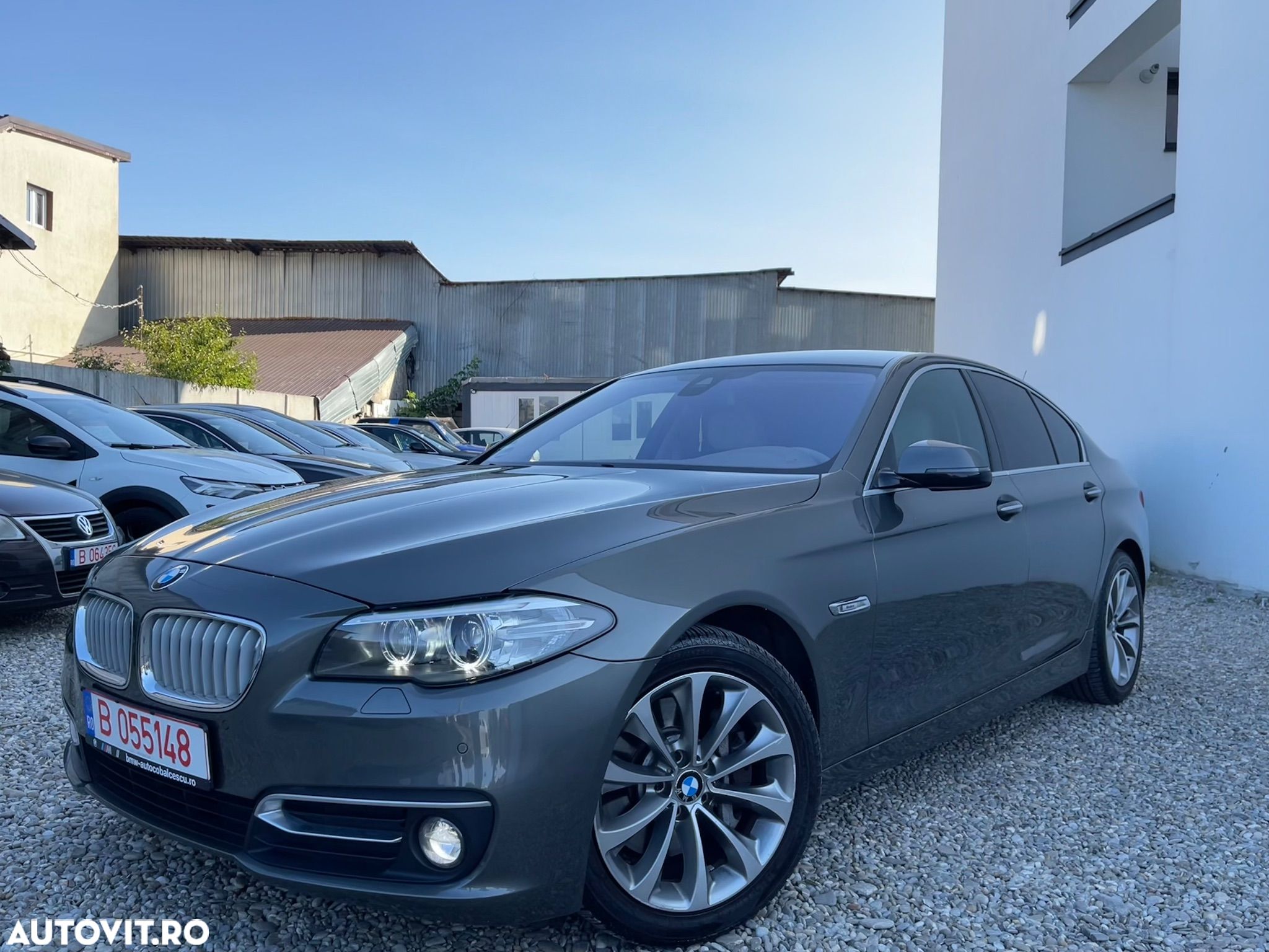 BMW Seria 5 528i Sport-Aut. Modern Line - 1