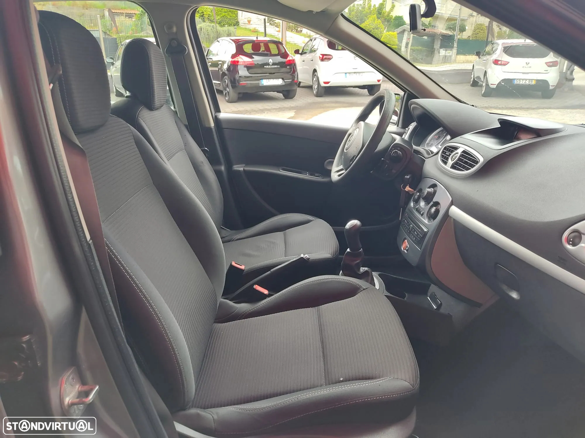 Renault Clio Break - 11