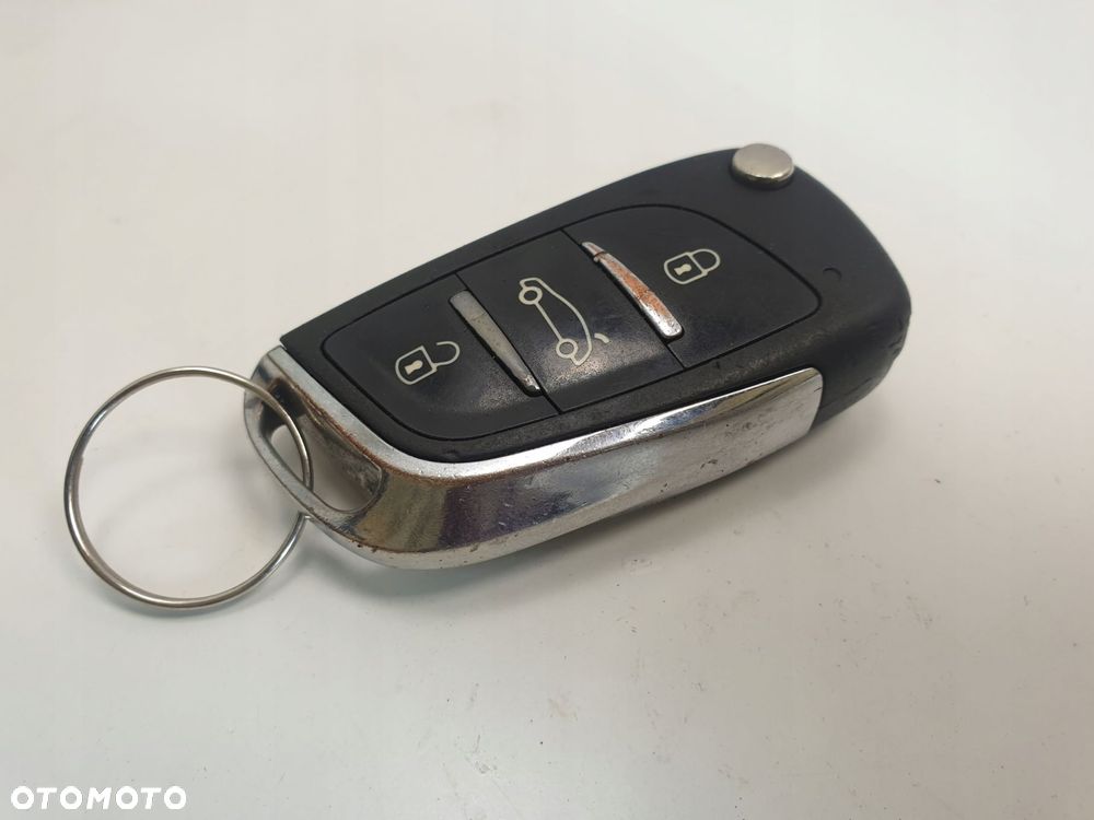 KLUCZYK PILOT AUDI ZAMIENNIK - 2