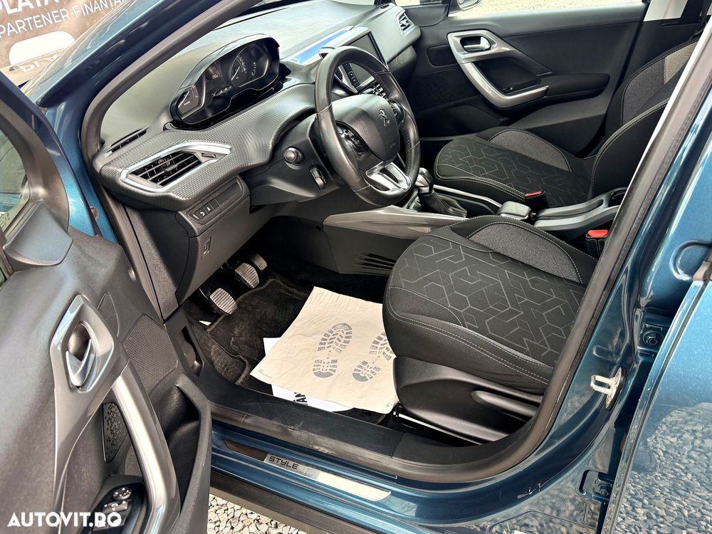 Peugeot 2008 PureTech 82 Style - 9
