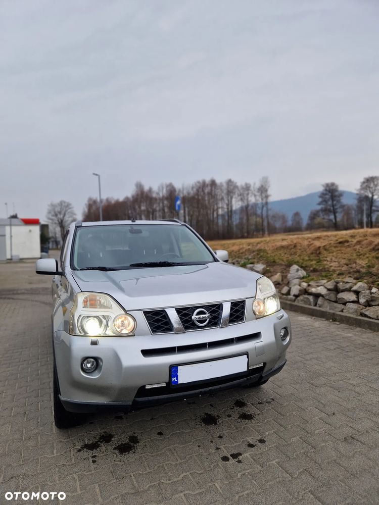 Nissan X-Trail 2.0 dCi LE - 4