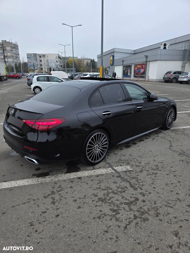 Mercedes-Benz C 300 4Matic T 9G-TRONIC AMG Line - 4