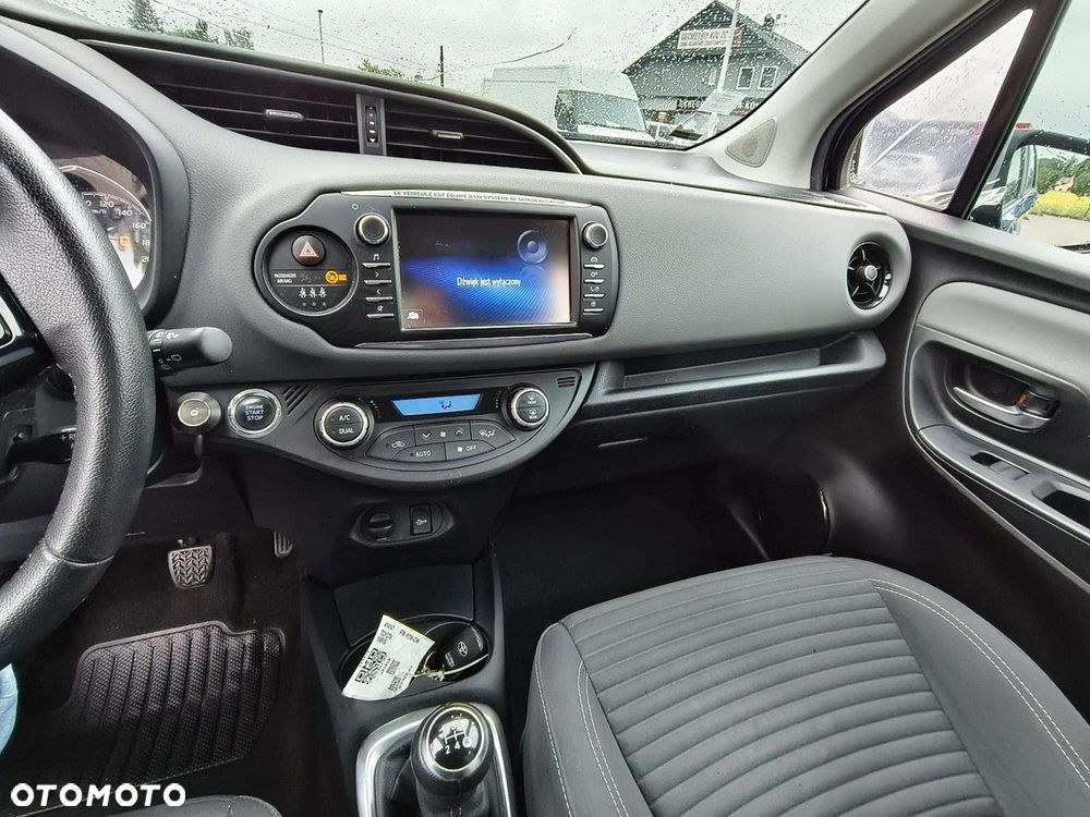 Toyota Yaris - 21