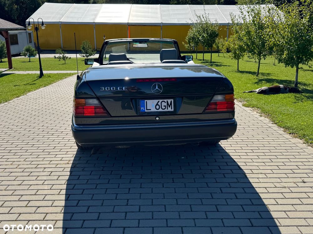Mercedes-Benz W124 (1984-1993) - 8