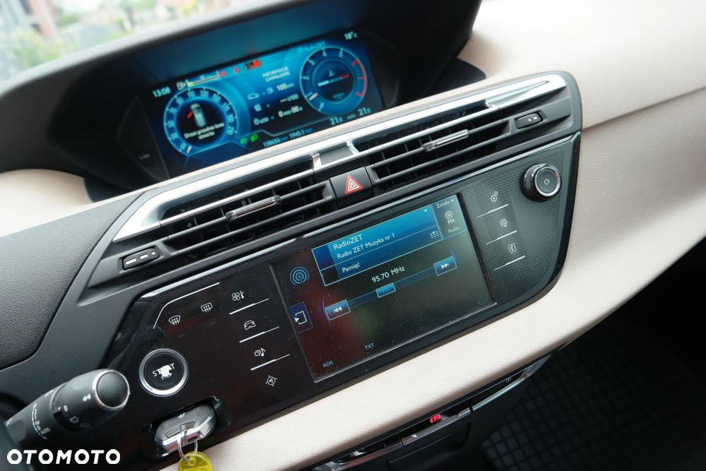 Citroën C4 Picasso - 25