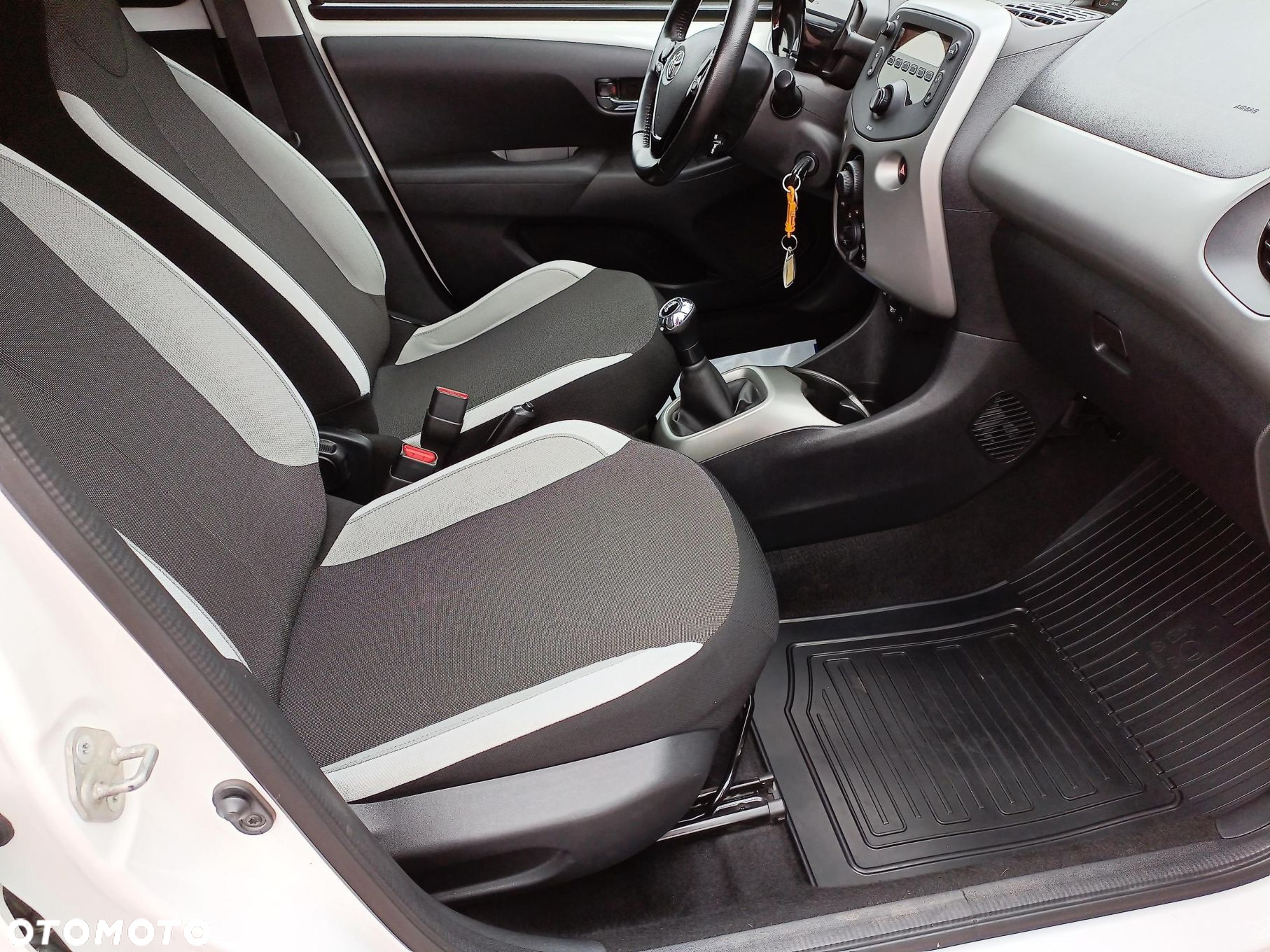 Toyota Aygo - 14