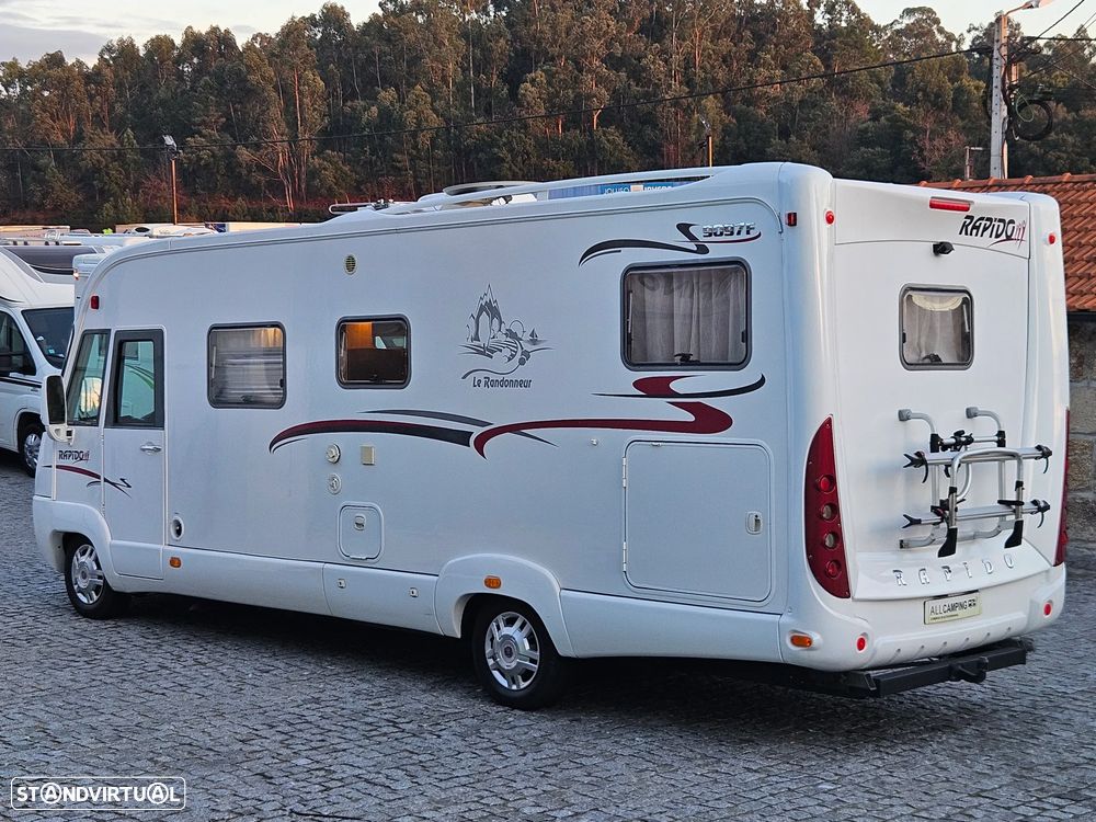 Rapido Le Randonneur 9097F CHASSI AL-KO Cama transversal + BASCULANTE - 14