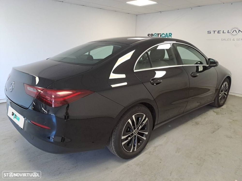 Mercedes-Benz CLA 180 d - 4