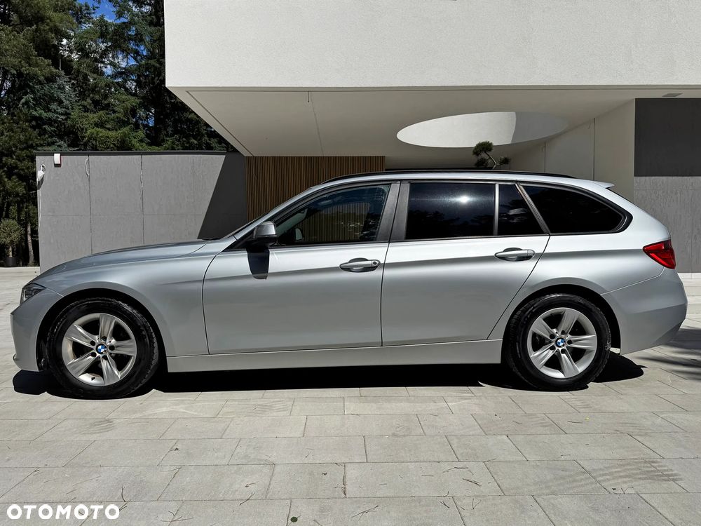 BMW Seria 3 318d DPF Edition Sport - 10