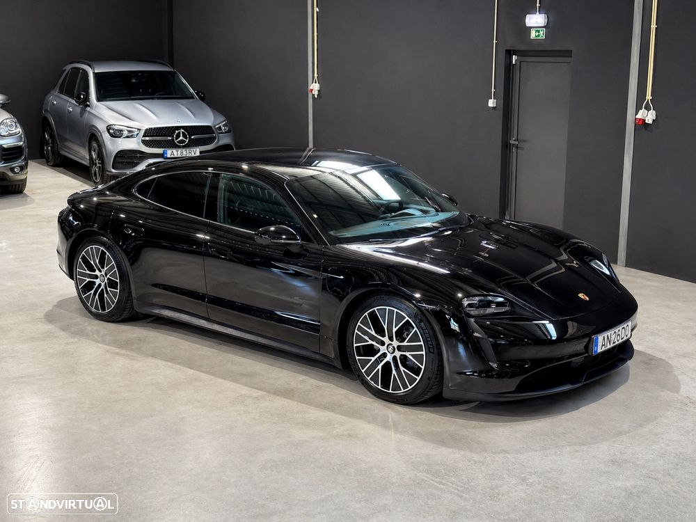 Porsche Taycan Standard - 3