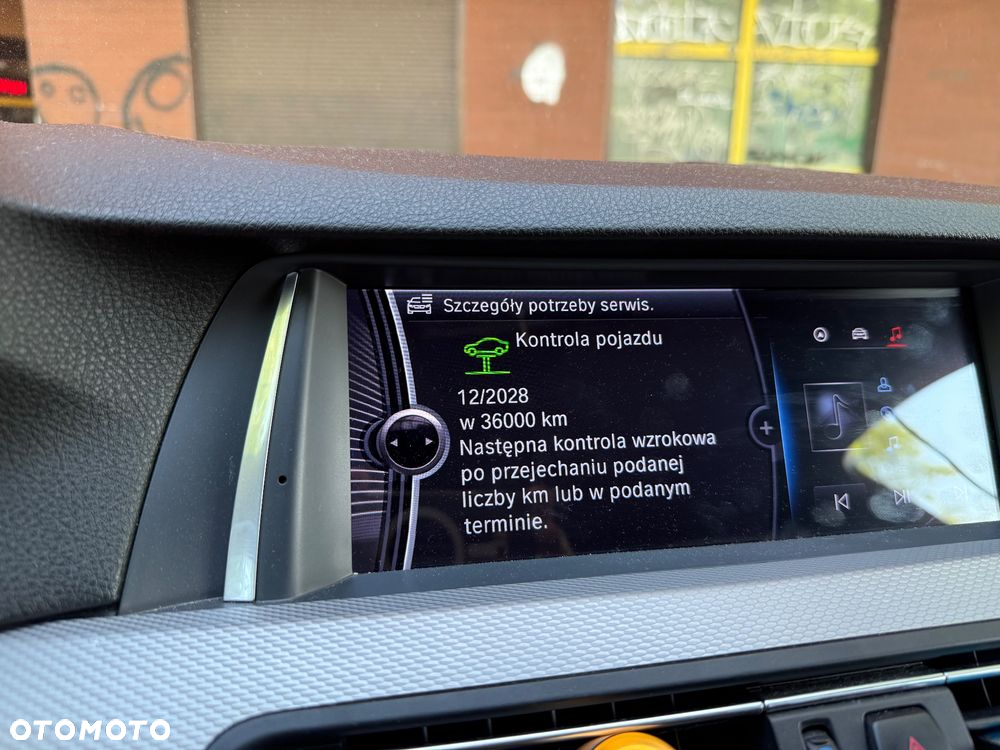 BMW Seria 5 - 24