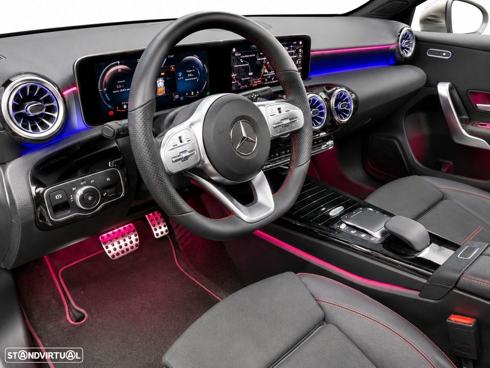Mercedes-Benz A 180 d 7G-DCT AMG Line — fotografia 9