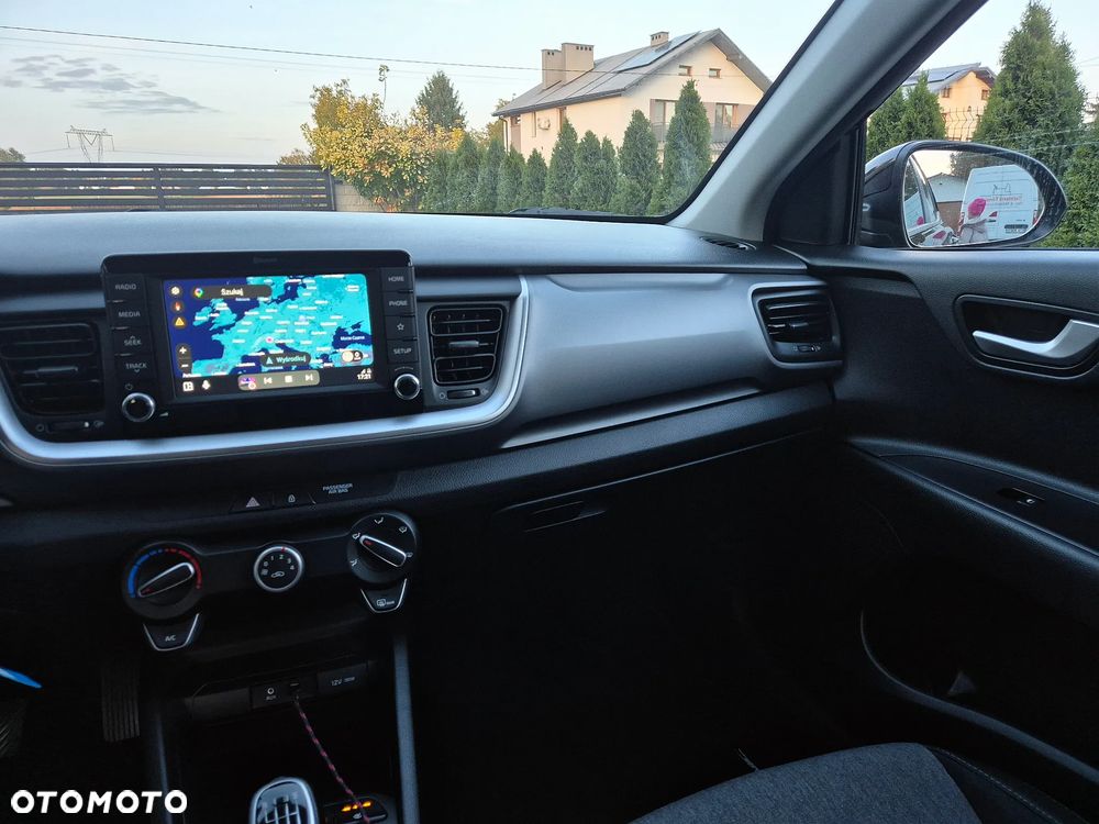 Kia Stonic - 21