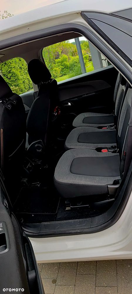 Citroën C4 Picasso e-HDi 115 Business Class - 8