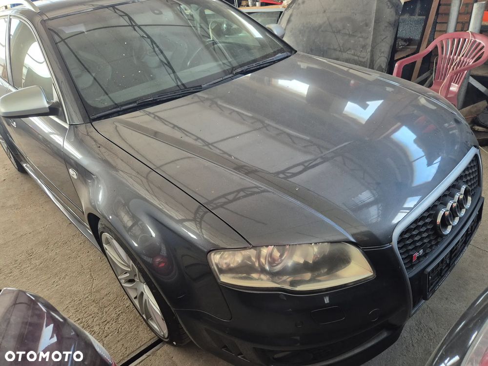 Audi RS4 Avant Avant - 2