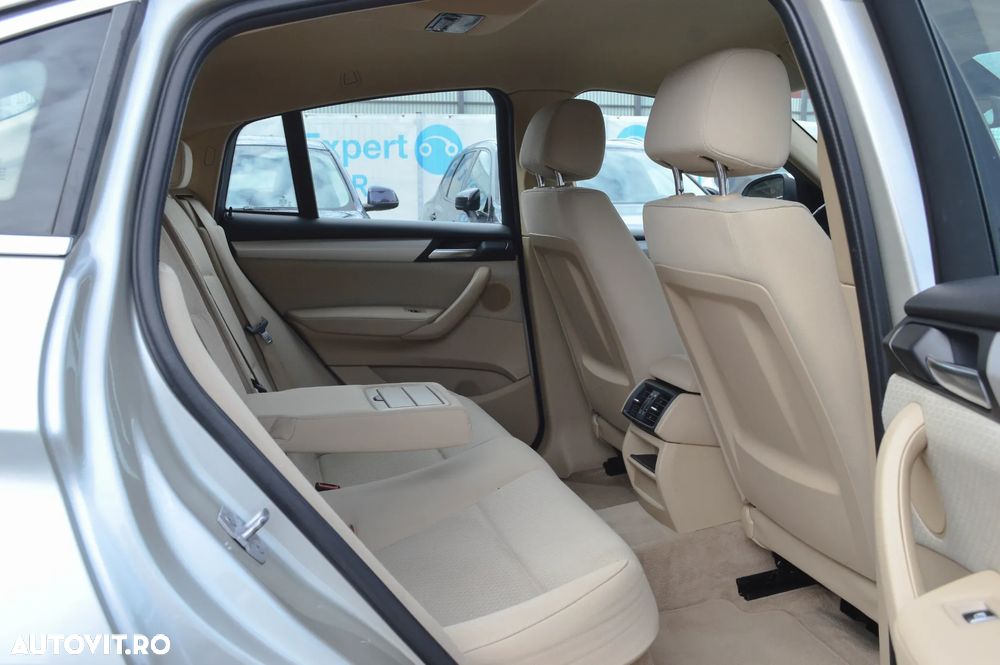 BMW X4 xDrive20i AT Advantage - 22
