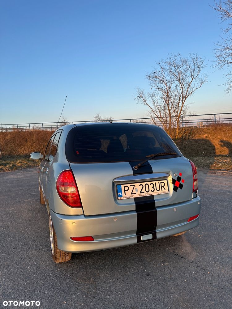 Daihatsu Sirion 1.0 Plus - 16