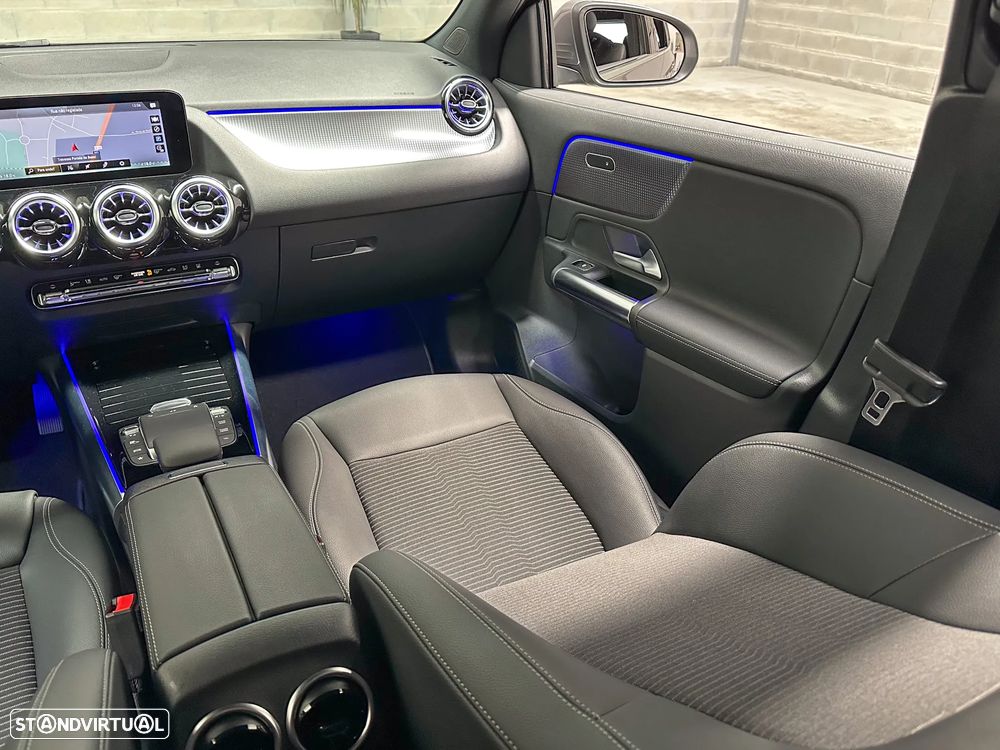 Mercedes-Benz GLA 250 e 8G-DCT Progressive - 14
