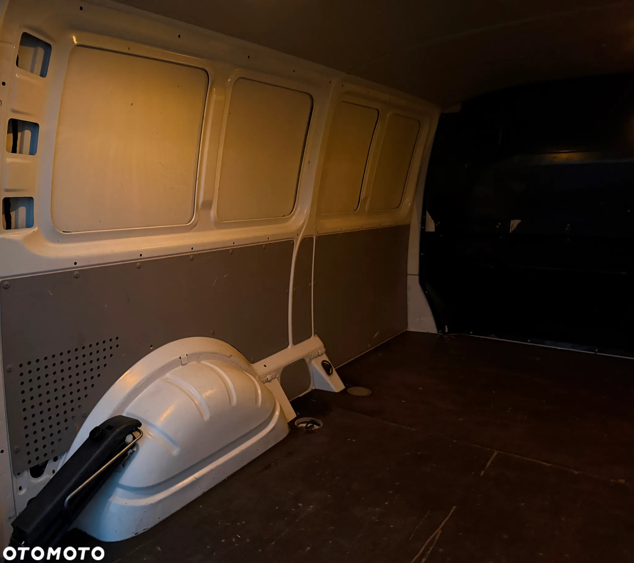 Volkswagen Transporter - 27