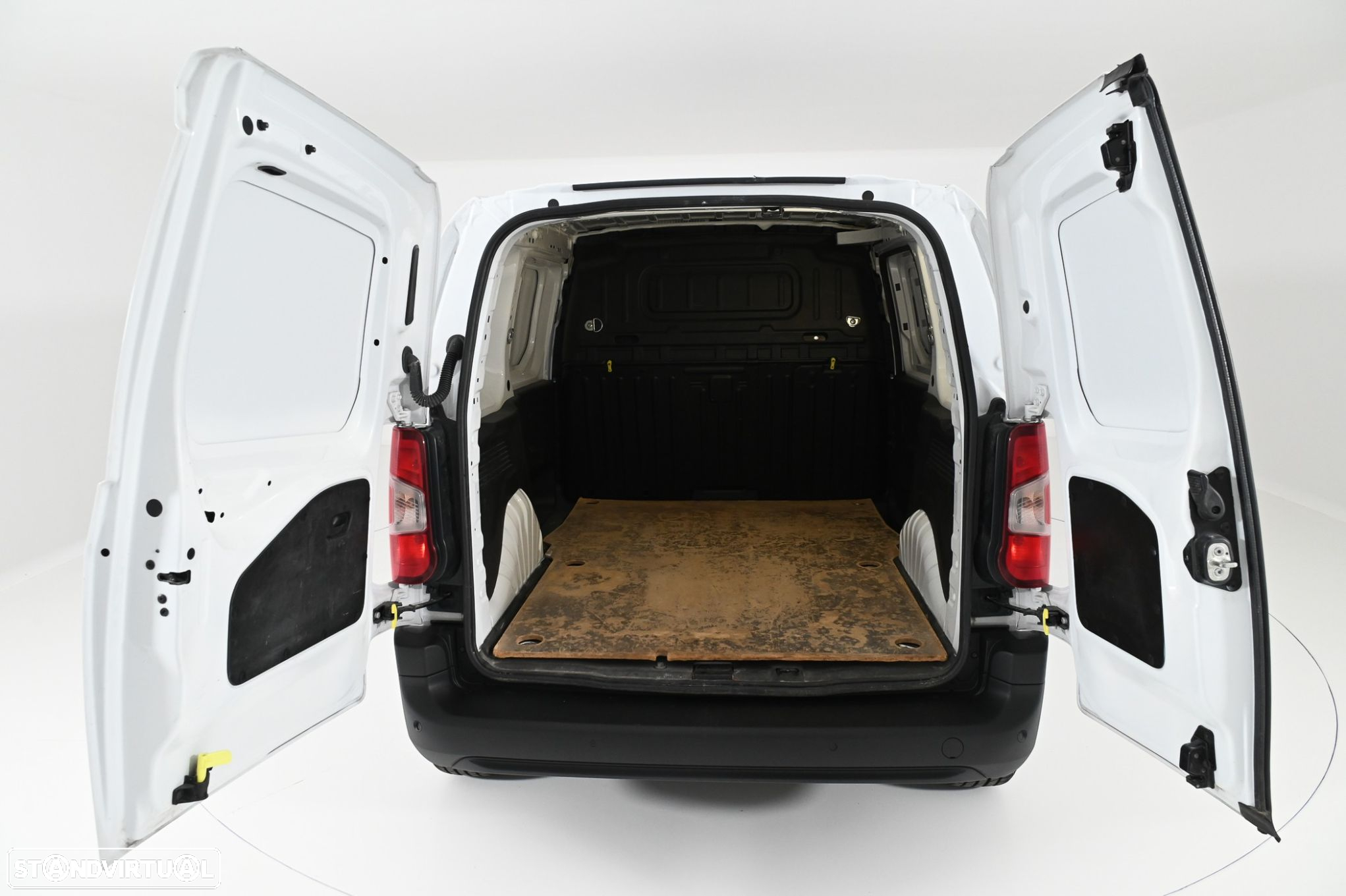 Fiat Doblo 1.5 BlueHDi Curta - 11