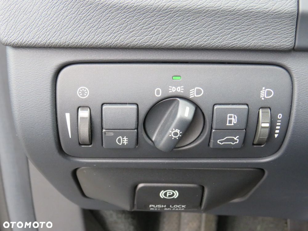 Volvo V60 DRIVe - 26