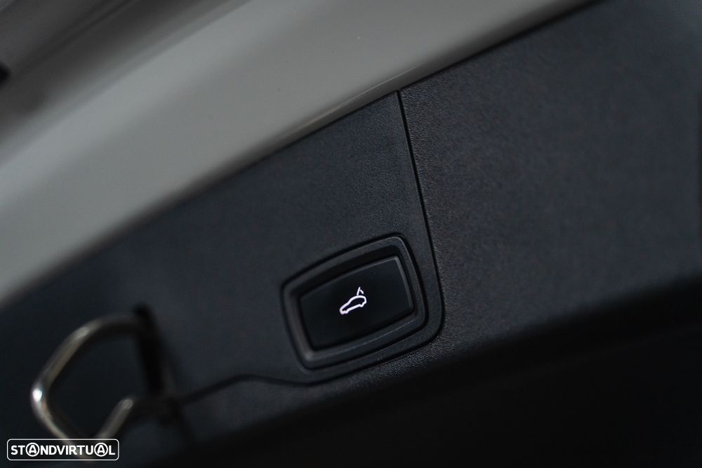 Porsche Taycan Sport Turismo 4S - 28
