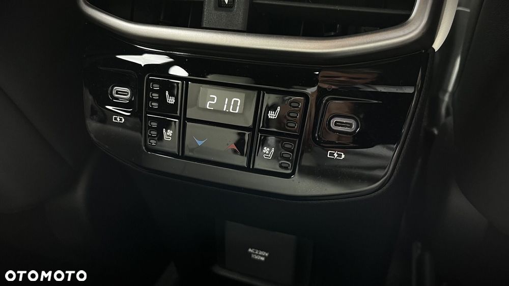 Lexus RX - 21