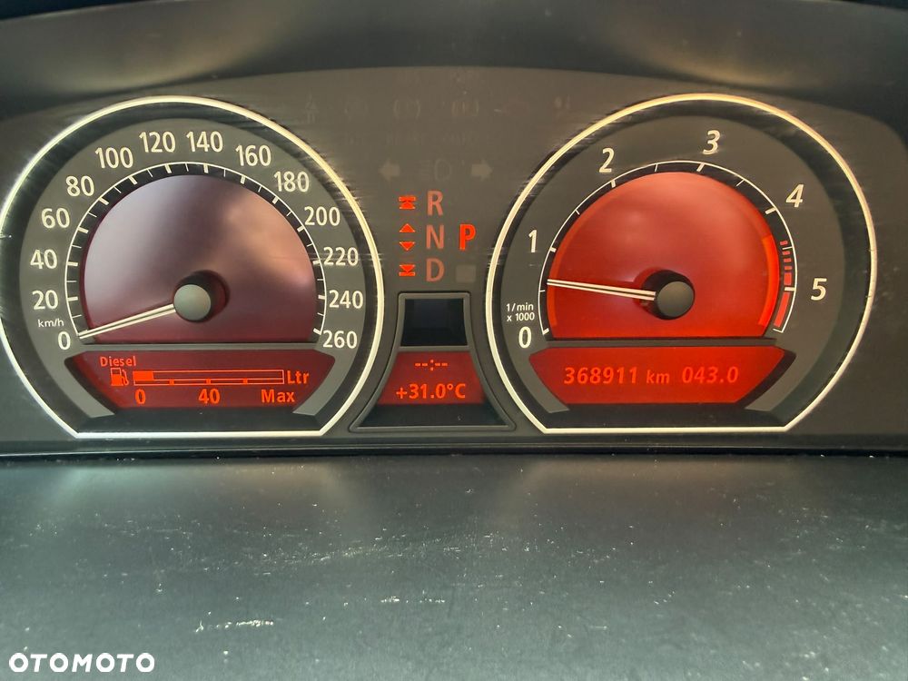BMW Seria 7 - 16