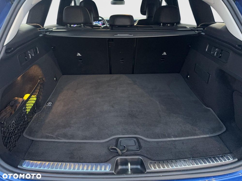 Mercedes-Benz GLC - 22