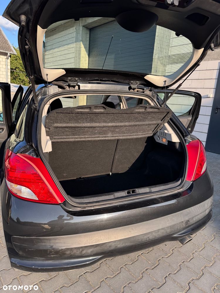 Peugeot 207 1.4 16V Trendy - 17