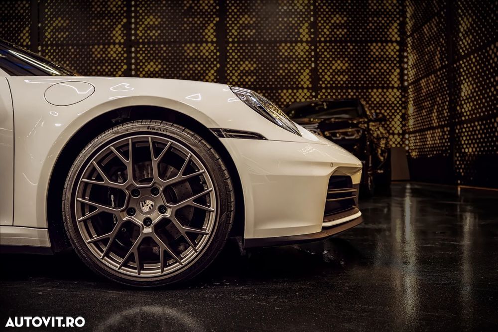 Porsche 911 Carrera PDK - 7