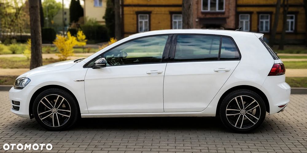 Volkswagen Golf 1.6 TDI BlueMotion Technology Lounge - 6