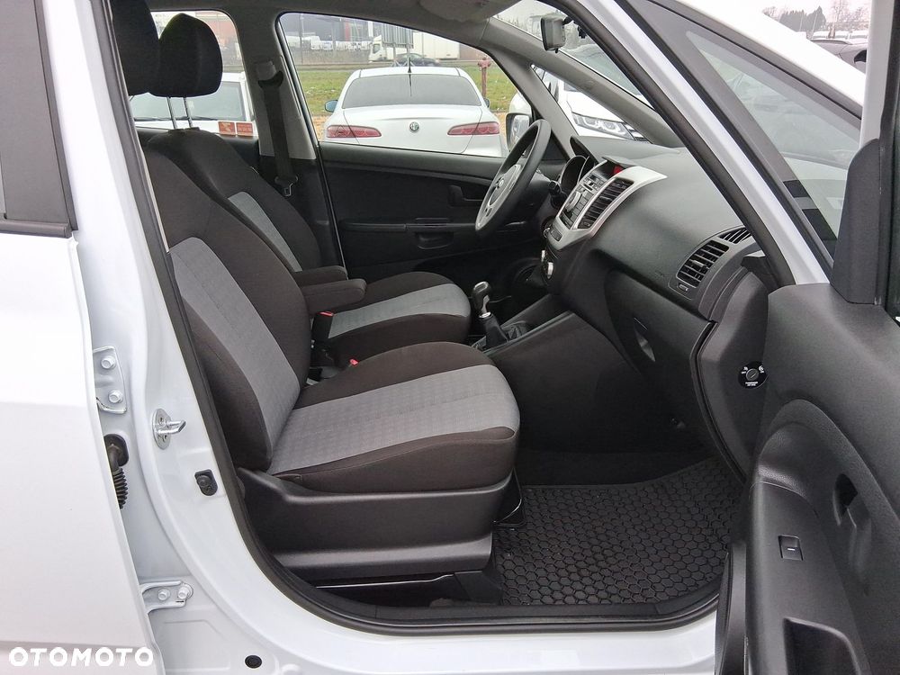 Kia Venga 1.4 M - 19