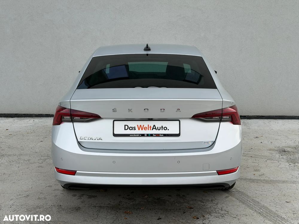 Skoda Octavia 2.0 TDI DSG Style - 5
