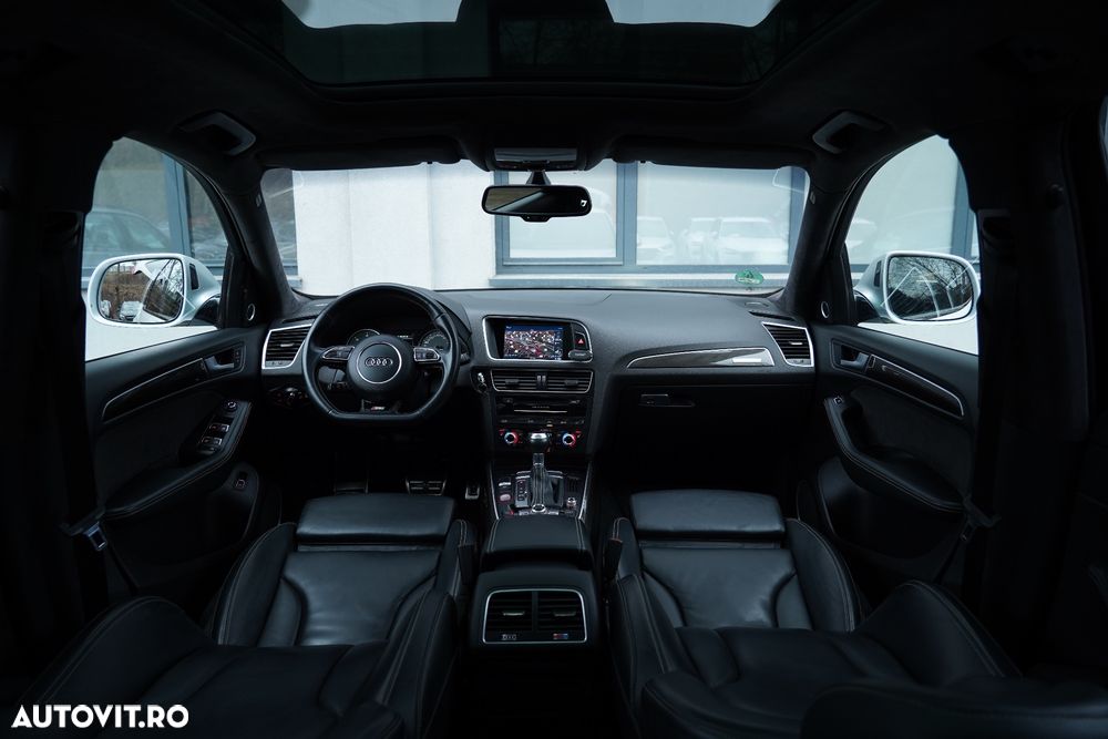 Audi SQ5 - 5