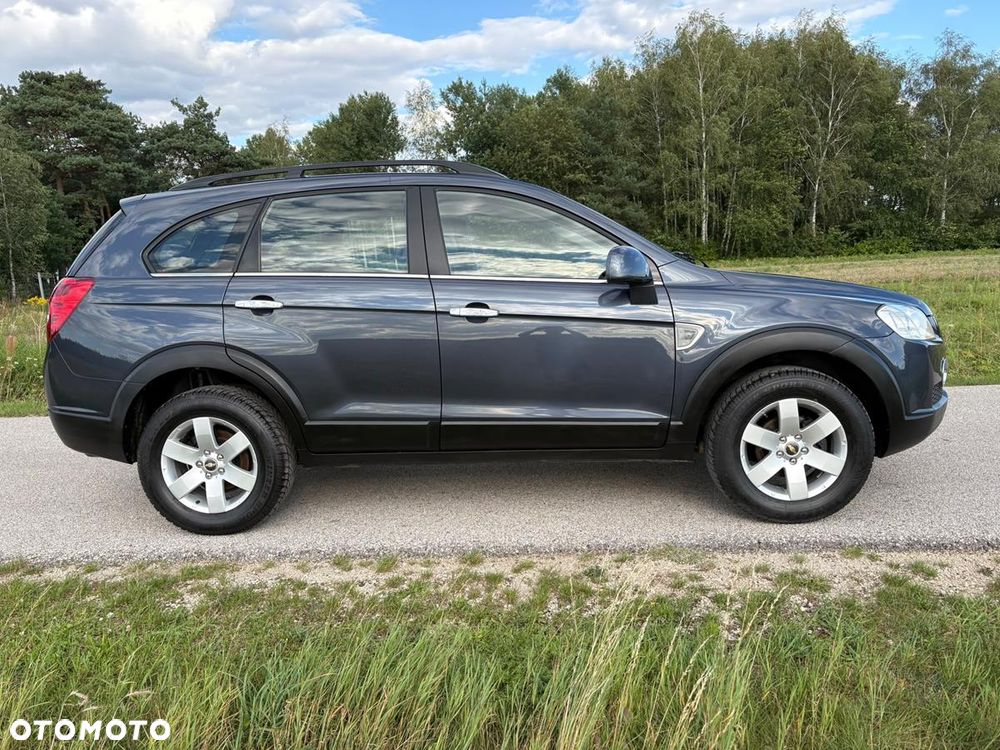 Chevrolet Captiva 2.4 4WD 7 Sitzer LT - 5