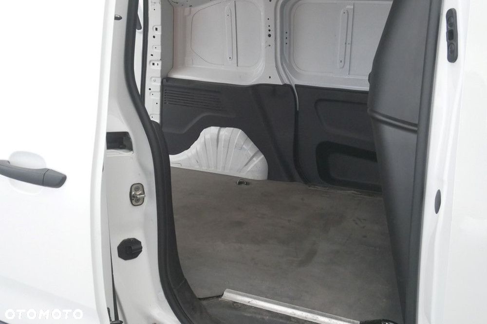 Toyota ProAce 1.5 D-4D Active SalonPL VAT23% Właścicielem pojazdu jest Ayvens Financial Services Polska - 15