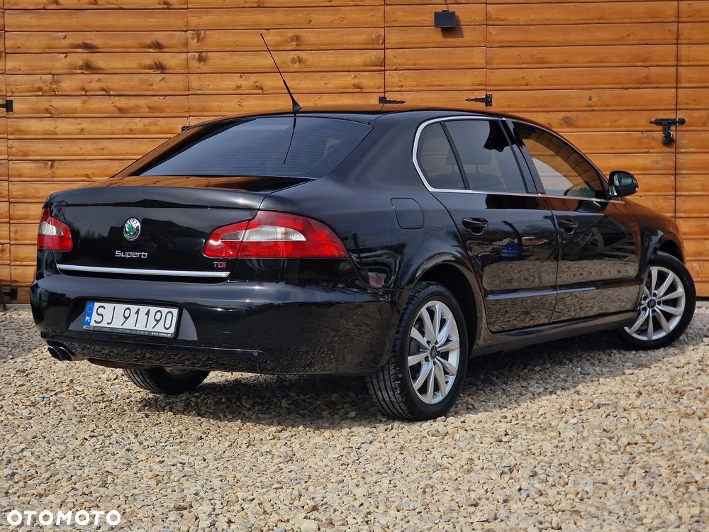 Skoda Superb 2.0 TDI Elegance - 18