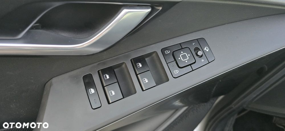 Kia Niro - 10