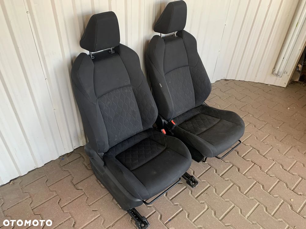 TOYOTA COROLLA CROSS FOTEL LEWY PRAWY KIEROWCA PASAŻER KANAPA PRZÓD TYŁ - 5