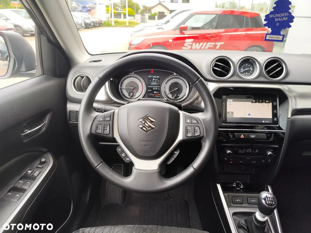 Suzuki Vitara 1.4 Boosterjet mHEV Elegance Sun 4WD - 11