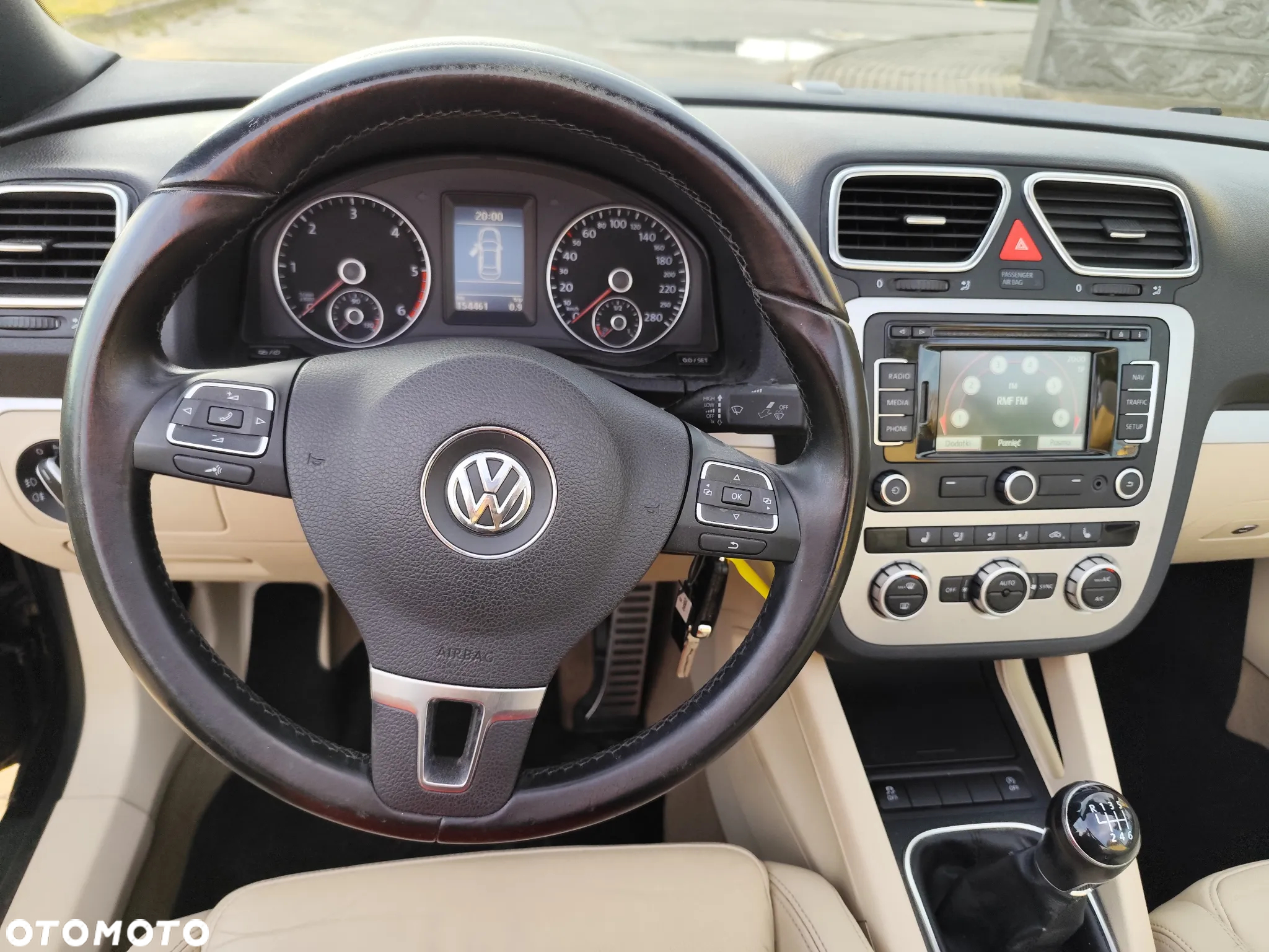 Volkswagen Eos 2.0 TDI DPF BlueMotion Technology - 12