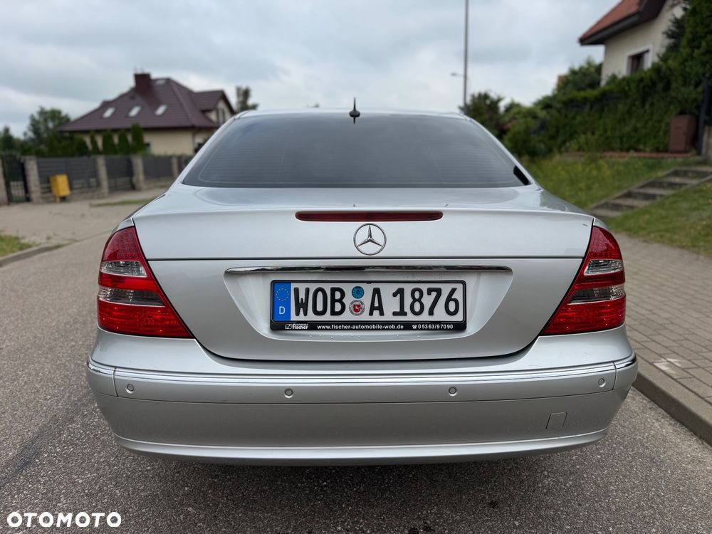 Mercedes-Benz Klasa E 200 Kompressor Automatik Avantgarde Sport Edition - 12