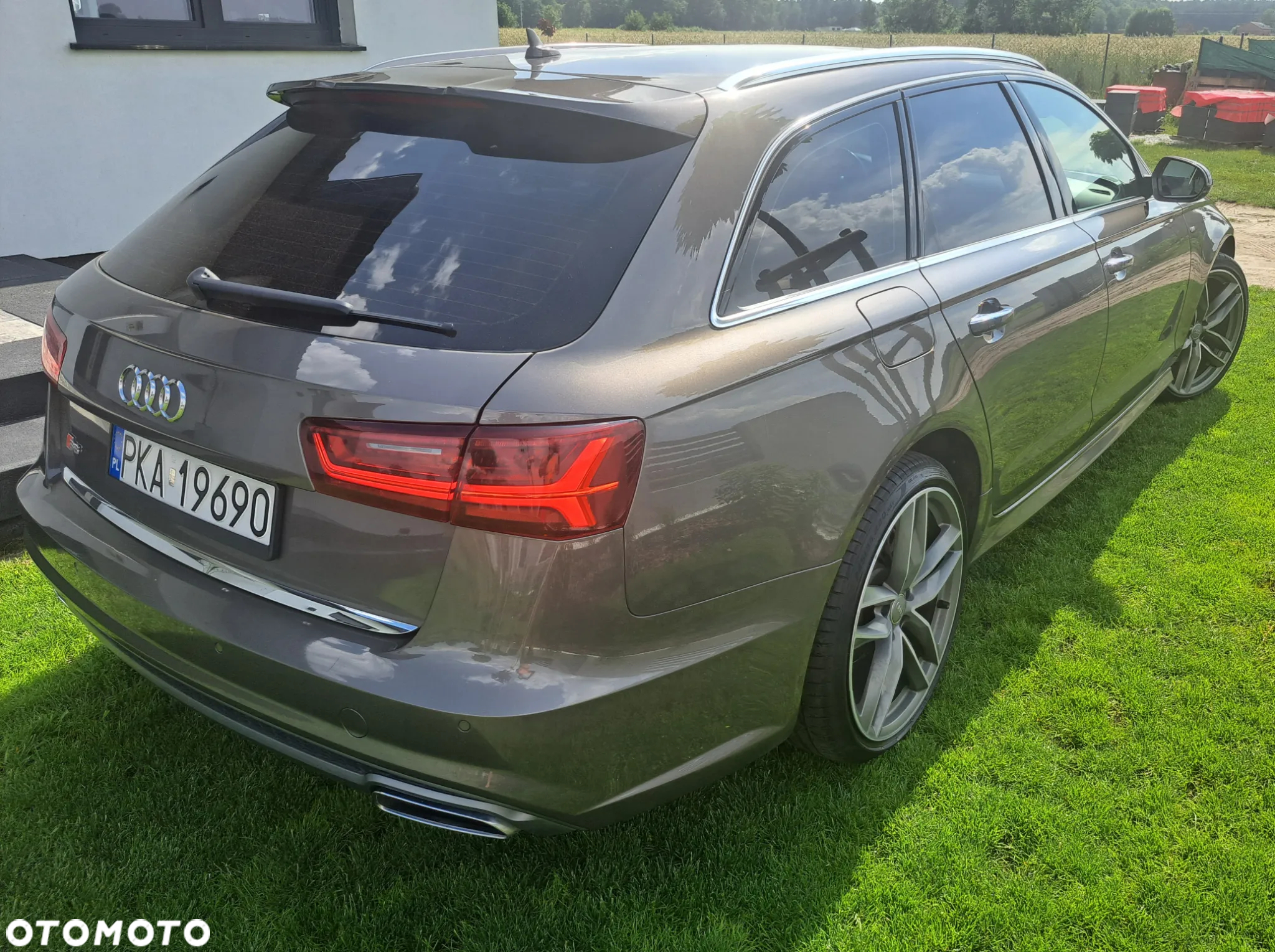 Audi A6 - 6