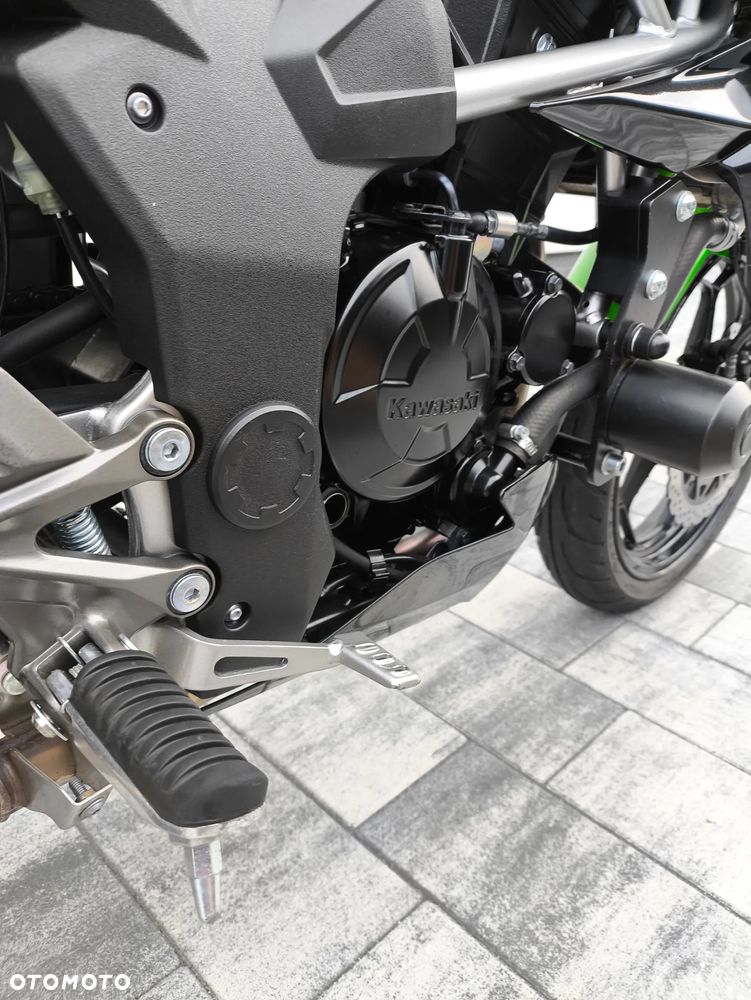 Kawasaki Z - 28